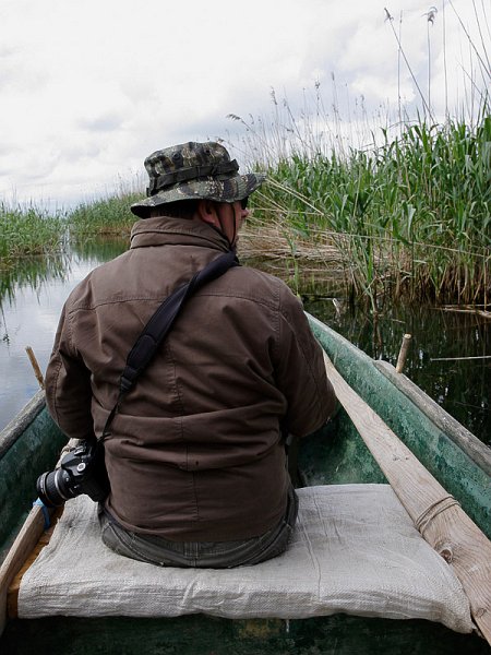 21-bootsausfahrten.jpg - Wir durchfahren wunderschöne Schilfkanäle.